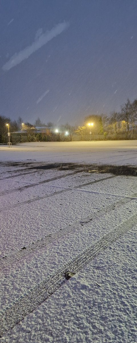 bethrose135's tweet photo. That's almost 2 years I've lived in Cumbria
And twice in a row that Carlisle has had snow on the 16th of January https://t.co/9fDC3vnlel