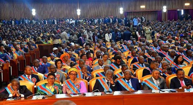 mediacongo's tweet photo. #Legislative2023: @AssembleeN_RDC vient d’être renouvelée à près de 80%. Un peu plus de 20 % seulement d’anciens députés ont conservé leur siège et, tous les sièges occupés autrefois par des députés #FCC -qui n’ont pas participé au processus électoral- ont été gagnés, pour la plupart, par des cadres de l’#USN
https://t.co/4An6D8rEnU