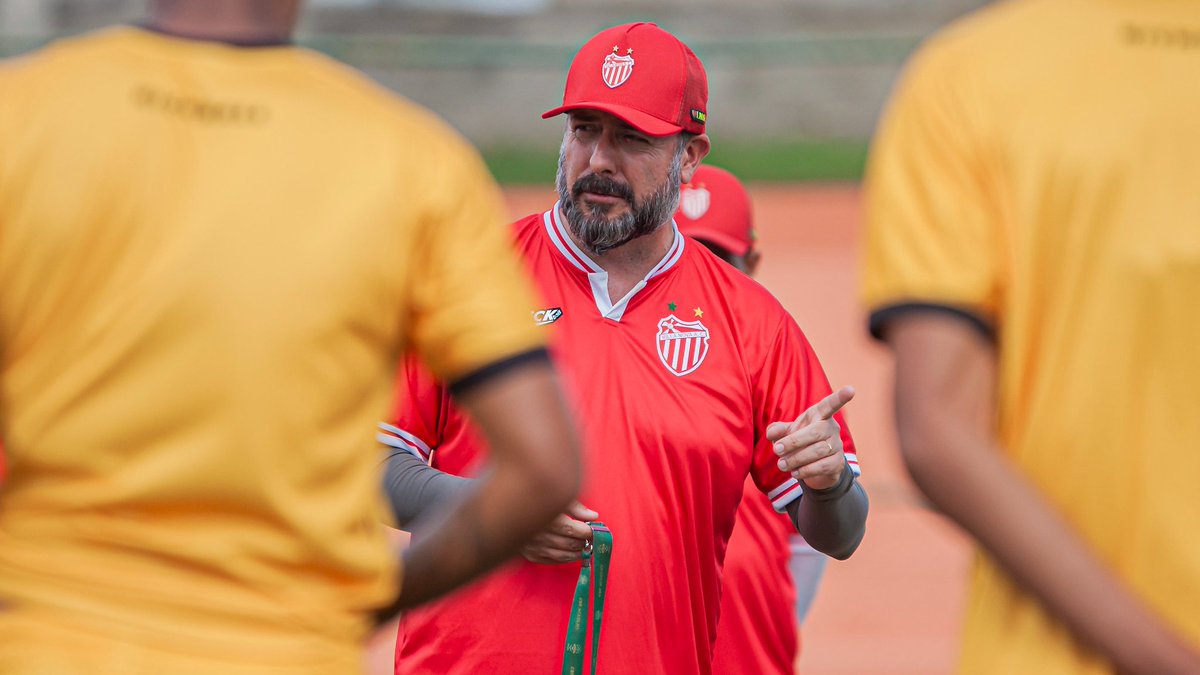 🔴🦁⚪ Leões em treinamento!

#VillaNoPeitoENaRaca

📷 <a href="/OQuatorze/">14</a> / Villa Nova