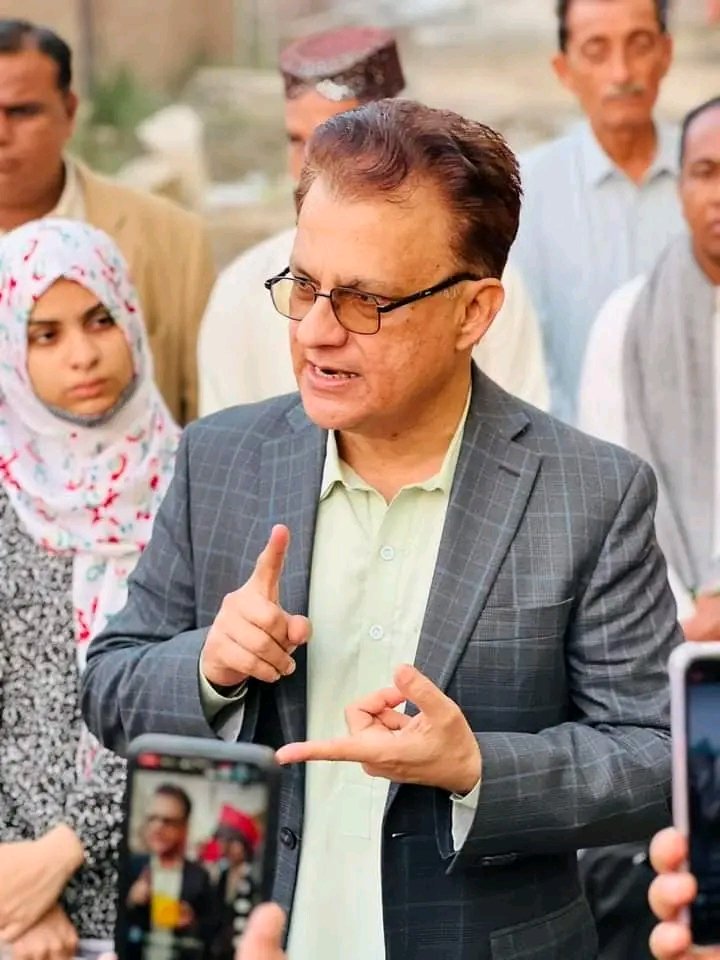 سندھ کا مستقبل اياز لطيف پليجو 
قوم کی امید اياز لطيف پليجو
Qasimabad Hyderabad Needs <a href="/AyazLatifPalijo/">Ayaz Latif Palijo</a>
