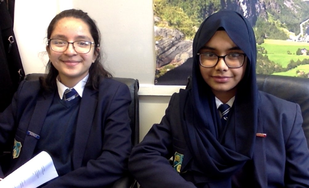 So proud of our @DenbighHigh Y8 @AppsforGood #Design4SDGs finalists Aliyah and Azzahra for hosting today's #DigitalLeaders4Sustainability session in partnership with @ImaginationLdn @katypotts @LEOacademies @pip_bhol. Excellent practice for the @Bett_show Main Arena next week! 😊