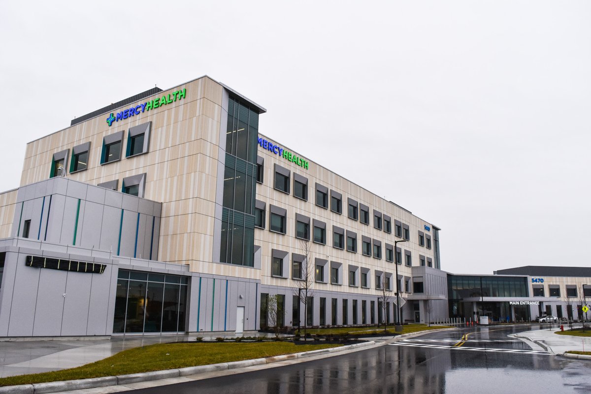 DanisBuilds's tweet photo. Congratulations to our friends at @mercy_health Health on the ribbon cutting of their new Kings Mills hospital! Warren Co. Commissioner, Dave Young, put it best: "This is where lives are changed, and lives are saved."
#DanisBuilds #PlanInnovateBuild #HealthcareConstruction https://t.co/1QOClLhxoe