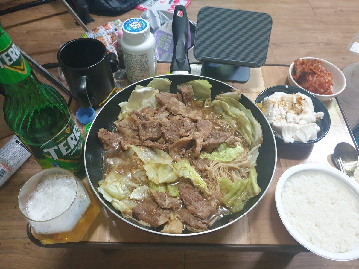 저주받은 손 tweet media