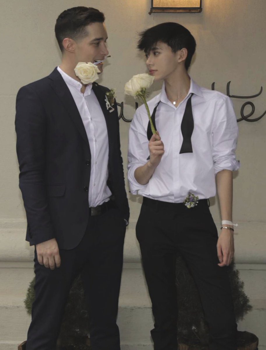 max & yos tweet media