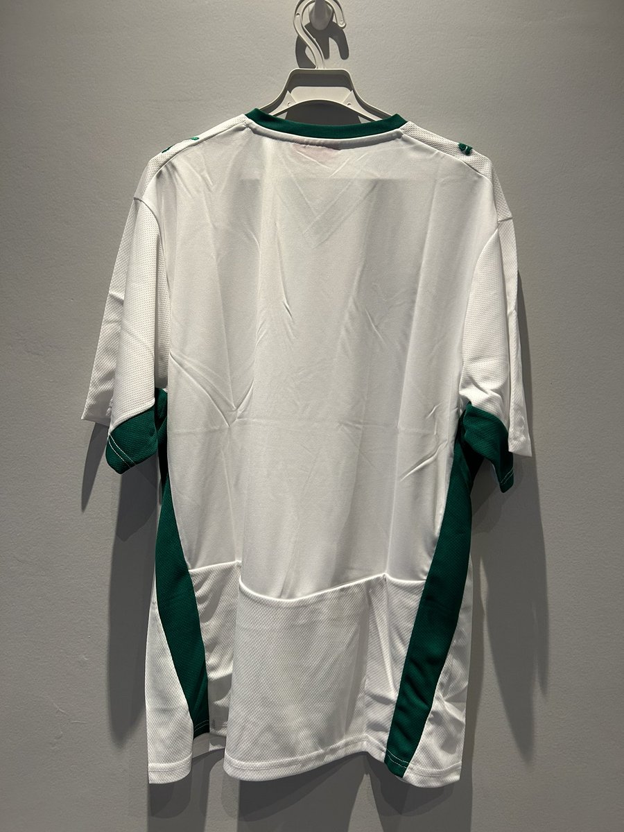 تيشيرت المنتخب السعودي الأصلي 2008/09

متوفر قطعتين بمقاس L

للطلب ⬇️

hi-shirt.com/ar/DGBEgpl