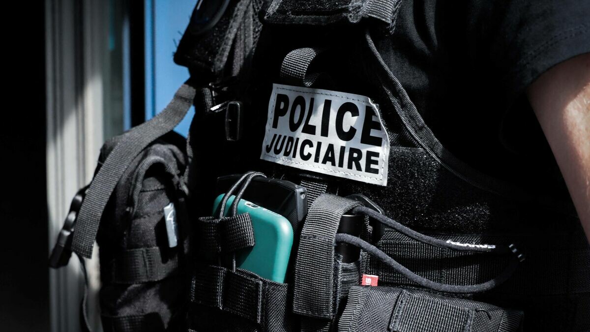 leparisien_fdiv's tweet photo. Un père tue sa fille handicapée de 28 ans puis se suicide près de Nantes
➡️ https://t.co/DpucKgZtV7 https://t.co/LtR4IsxcMc