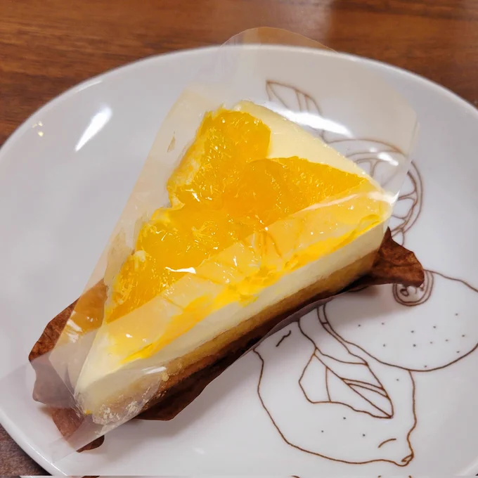 ネーム行き詰まってこんな時間にケーキ