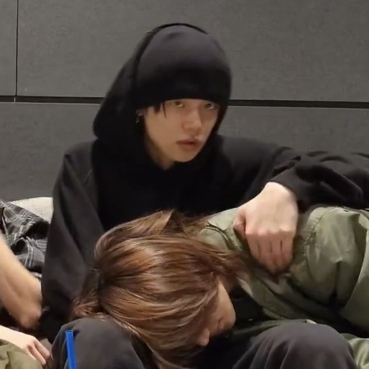 chingyutie's tweet photo. Beomjun as boyfriends
A 🧵 https://t.co/EezxPUTkc6