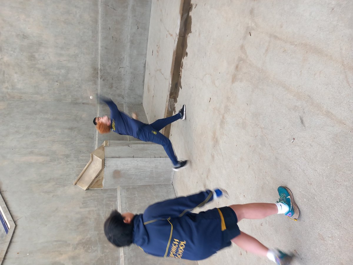 Great to welcome <a href="/Shrewsbury_5s/">Fives at Shrewsbury School</a> and <a href="/ipswichsport/">Ipswich School Sport</a> to Repton on Sunday for the EFAs beginners individual event. Great development, camaraderie and skill on display- thanks to KH for the organisation and for the staff for bringing  the boys and girls over