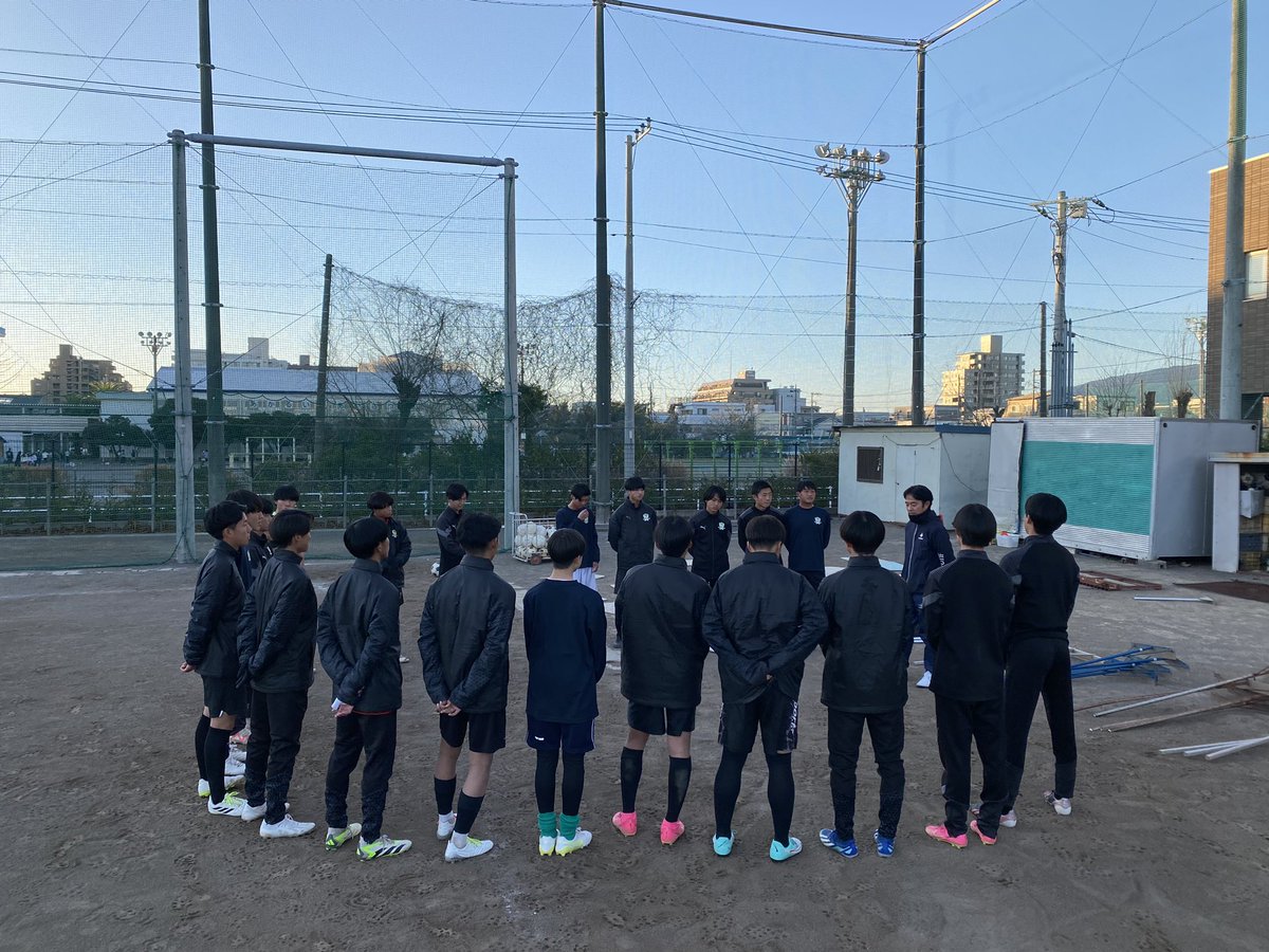 ncfc284's tweet photo. 2024.01.16
【後藤さんトレ】
　やればやっただけ成果が感じられるのが後藤さんのトレーニング。特に外から見ている指導者は、伸びている選手はよくわかります。
　与えられたことを頑張るのは当然、プラスαで考えられる選手は成長速度も早いように感じます。
　後藤さんありがとうございました！ https://t.co/eBxbL3iuw7