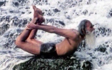 nirmalaheriza's tweet photo. STHIRA SUKHAM #ASANAM #YogaAsana is a steady easeful pose #Patanjali Lgd #SwSatchidananda https://t.co/gu7OHDKtPT “#Maude”Dir #HalCooper (80) @angelrain108 #LindsayCrouse #BlueBloods_CBS #WendyGoldberg for #DrYoga #ForbesLife #harvardmed #etnow #harpersbazaarus #amazonbooks https://t.co/Ess6QpFnKc