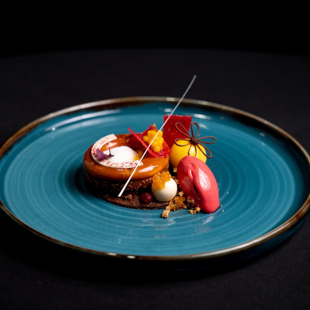 WACSworldchefs's tweet image. Do you have what it takes to win big in pastry arts competitions? 🍰 Take your skills to the next level at our Pastry Arts Competition Seminar and join us in Stuttgart, Germany🥇

🗓️ Feb 1st

Register: bit.ly/4a0t7vh

#CompetitionSeminar #ThisIsWorldchefs #PastryArts