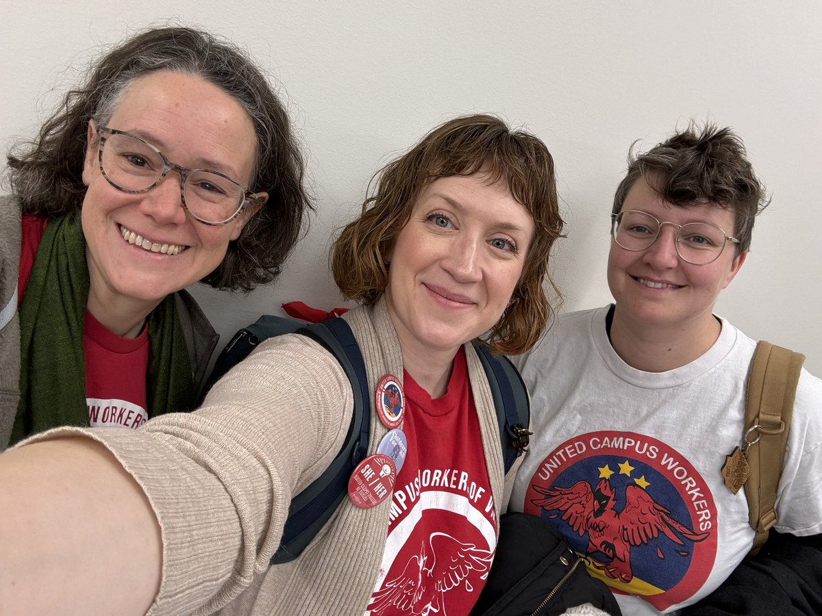 UCWVA's tweet image. It’s Lobby Day! Great meeting with Delegate @Rae_Cousins23! #CampusWorkers4Democracy