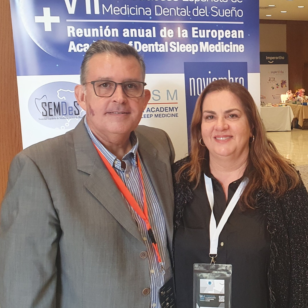 En Noviembre tuvo lugar el VI Congreso Nacional de la Sociedad Española de Medicina Dental del Sueño (SEMDES) en el que participó la Dra. Natalia Felipe, docente de la Facultad de Odontología de <a href="/UICBarcelona/">UICBarcelona</a> junto al Dr. Lluis Nogues, miembro de la Comisión Científica de SEMDES