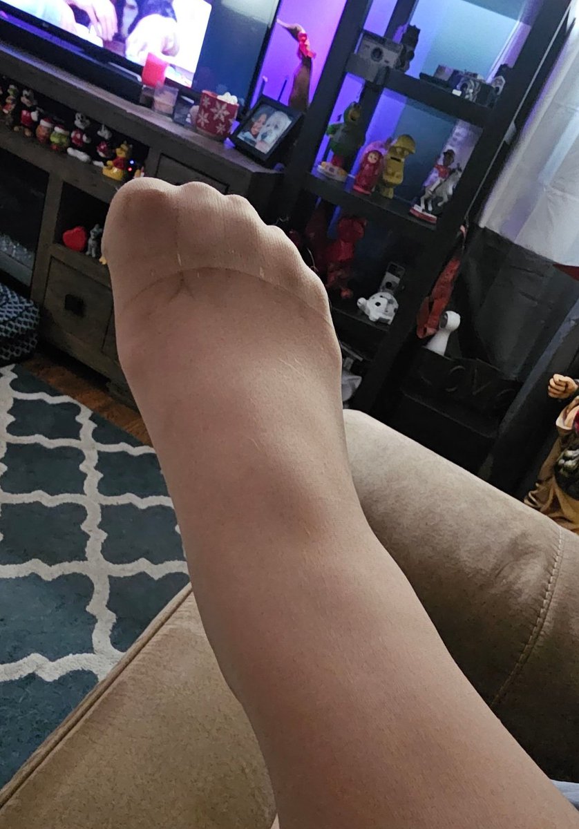 DisneyDelight13's tweet photo. Anyone wanna massage me, hands, mouth, tongue maybe start with oil, then add your own lubricants? Follow me at https://t.co/pzwQNS8uHn  #footfetish #highheels #feet #pantyhose #hose #specialrequeststaken #sendmewhatyouwant https://t.co/4Ov636dw49