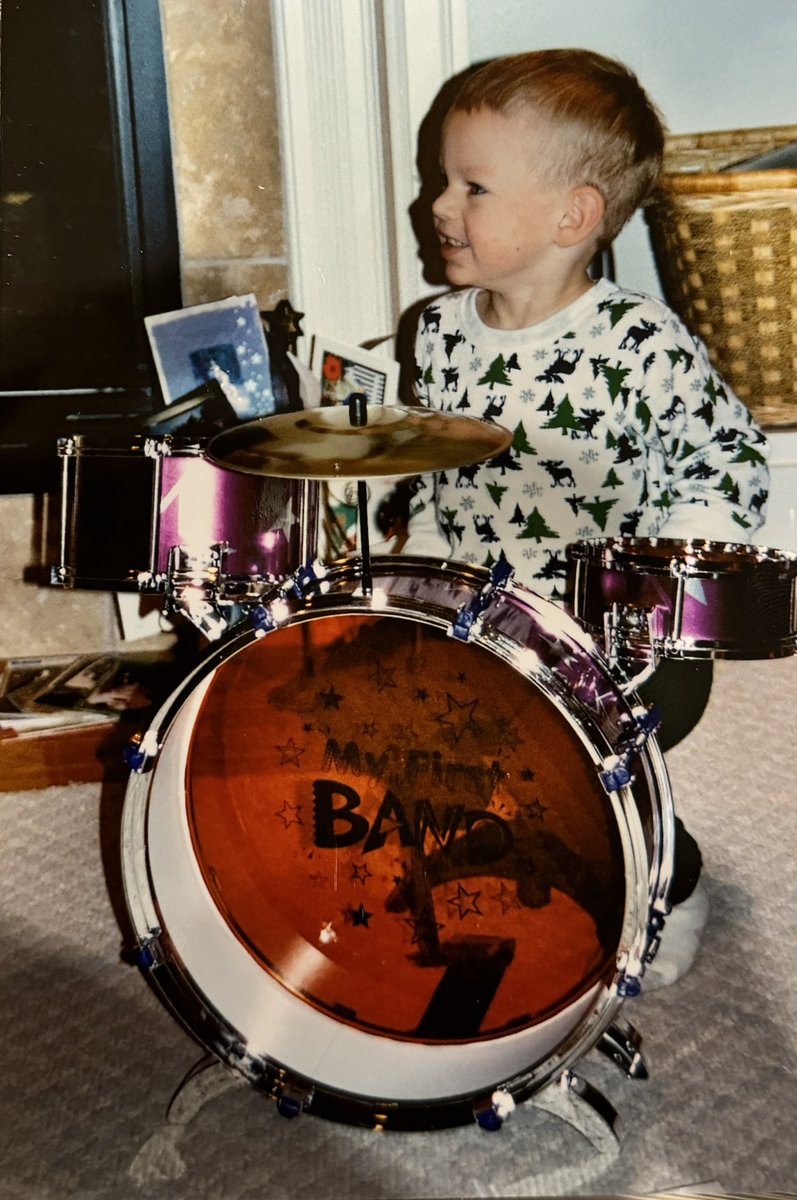 based1's tweet image. 2003