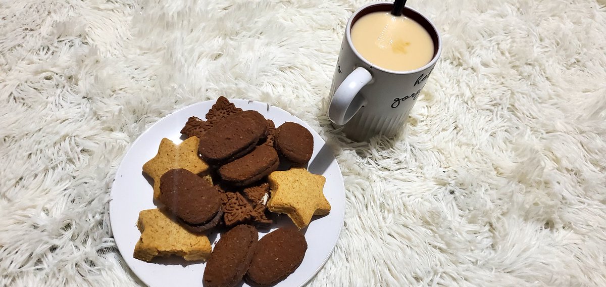 bennyMalama's tweet photo. Breakfast. Lunch.supper @ 16
#janworry π’ https://t.co/qwzzWIct9J