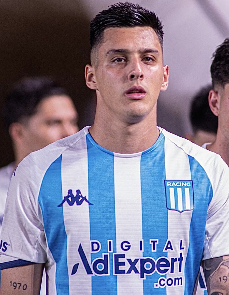 DataRacingOK's tweet photo. ‼️⚽️ ATENCIÓN #RACING - Nazareno #COLOMBO sufrió un traumatismo con entorsis en su tobillo derecho y en las próximas horas le harán estudios.

👉🏻 El defensor realizó fisioterapia en el entrenamiento de hoy. https://t.co/Vlf1wG2chN