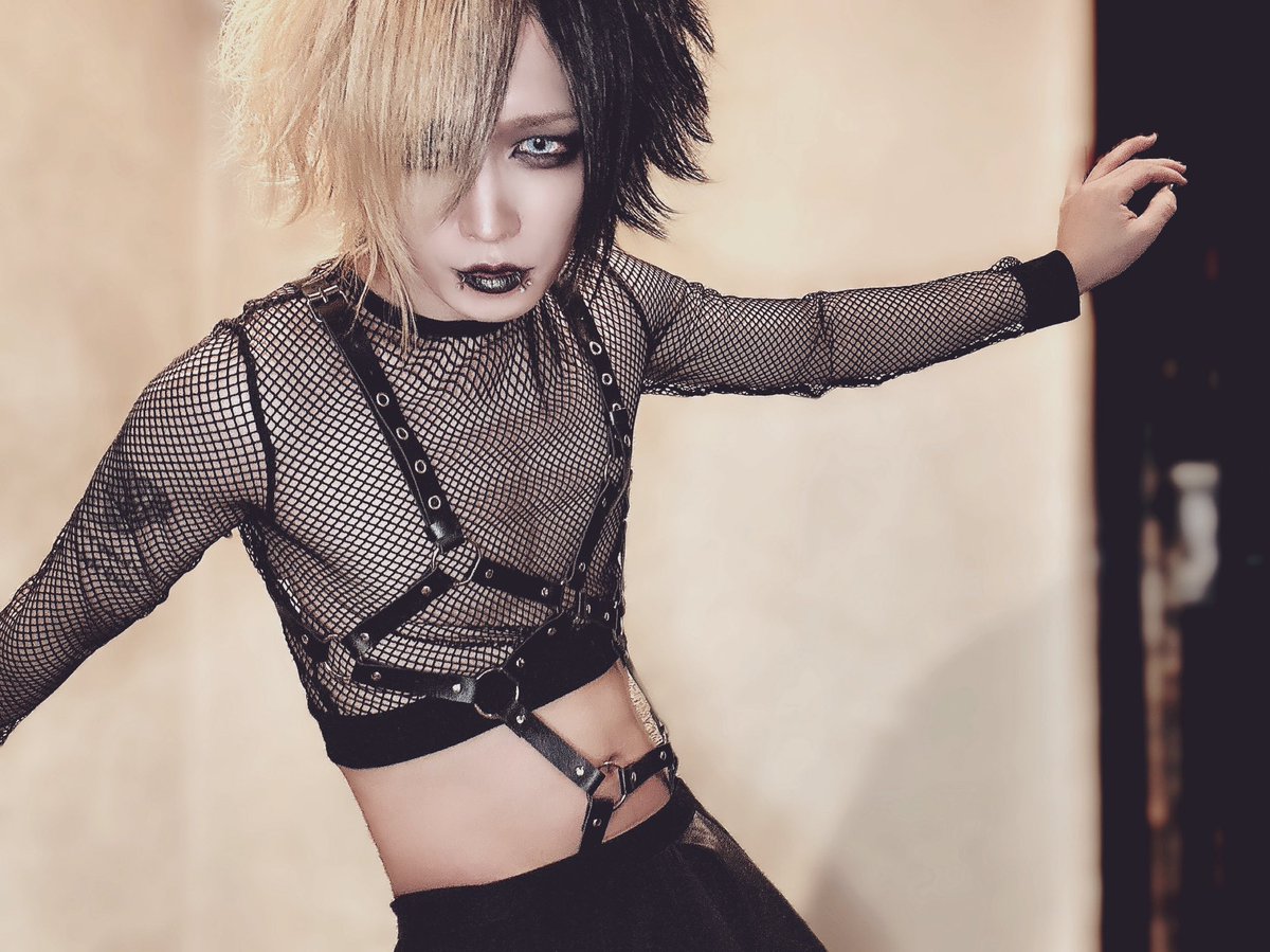 Lyrica_kakeru's tweet photo. もっと貪欲に深くまで愛してみて https://t.co/YEHEUzyVMa