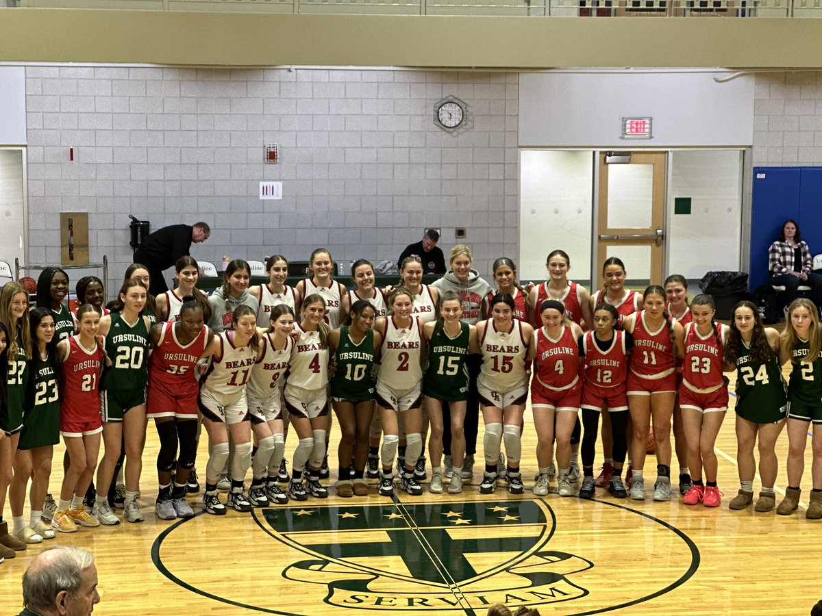 NancyKing34's tweet image. Headed to Boston Mass. this past weekend for the Sister Schools Tournament. @UASTL_Athletics won the tournament but more importantly we got to bond as a team. #thisisgood #phee