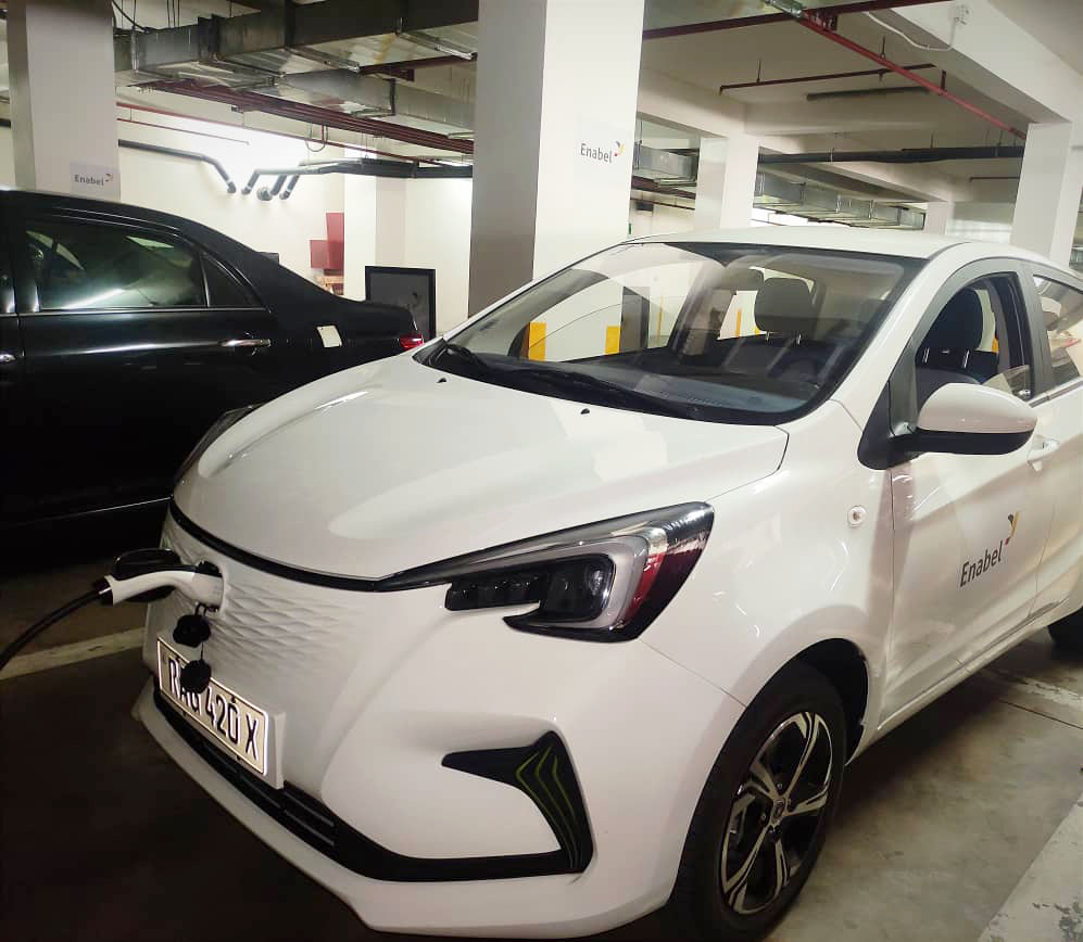 EnabelinRwanda's tweet photo. Exciting news! 🚗💨 #EnabelGoesGreen
🍃 Proud to announce our shift to fully #ElectricVehicles, taking a green step towards a cleaner, greener planet. 
🌿🔌 Join us on the road to sustainability!  
@BelgiumRwanda
#SustainableFuture #ClimateChange #EnablingChange #ActForImpct https://t.co/DZlOsrlqjl