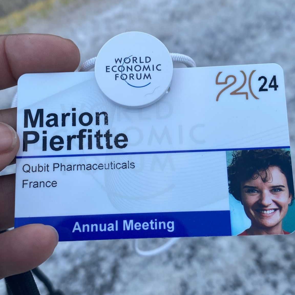 We're in #Davos alongside President @EmmanuelMacron! 'Excited to share with an international audience how we leverage cutting-edge science and quantum technologies to create value for patients' - Marion Pierfitte, COO. @LaFrenchTech @businessfrance loom.ly/kCMq3gw