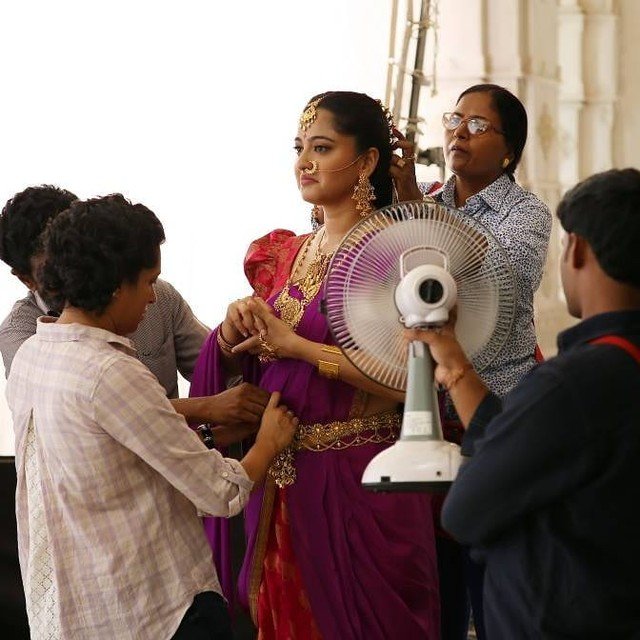 Sweety_ShettyFc's tweet photo. Q u e e n   D e v a s e n a  👑✨

#AnushkaShetty @MsAnushkaShetty https://t.co/is48TE3KnB