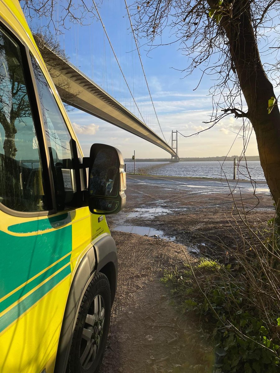 YorksAmbulance's tweet photo. Please do not call us back to ask how long our crews will be because this could delay us from speaking to a caller about someone who is seriously ill or injured. 

Only call us back if the patient’s condition worsens or they no longer need our help. https://t.co/CkARTo28ge