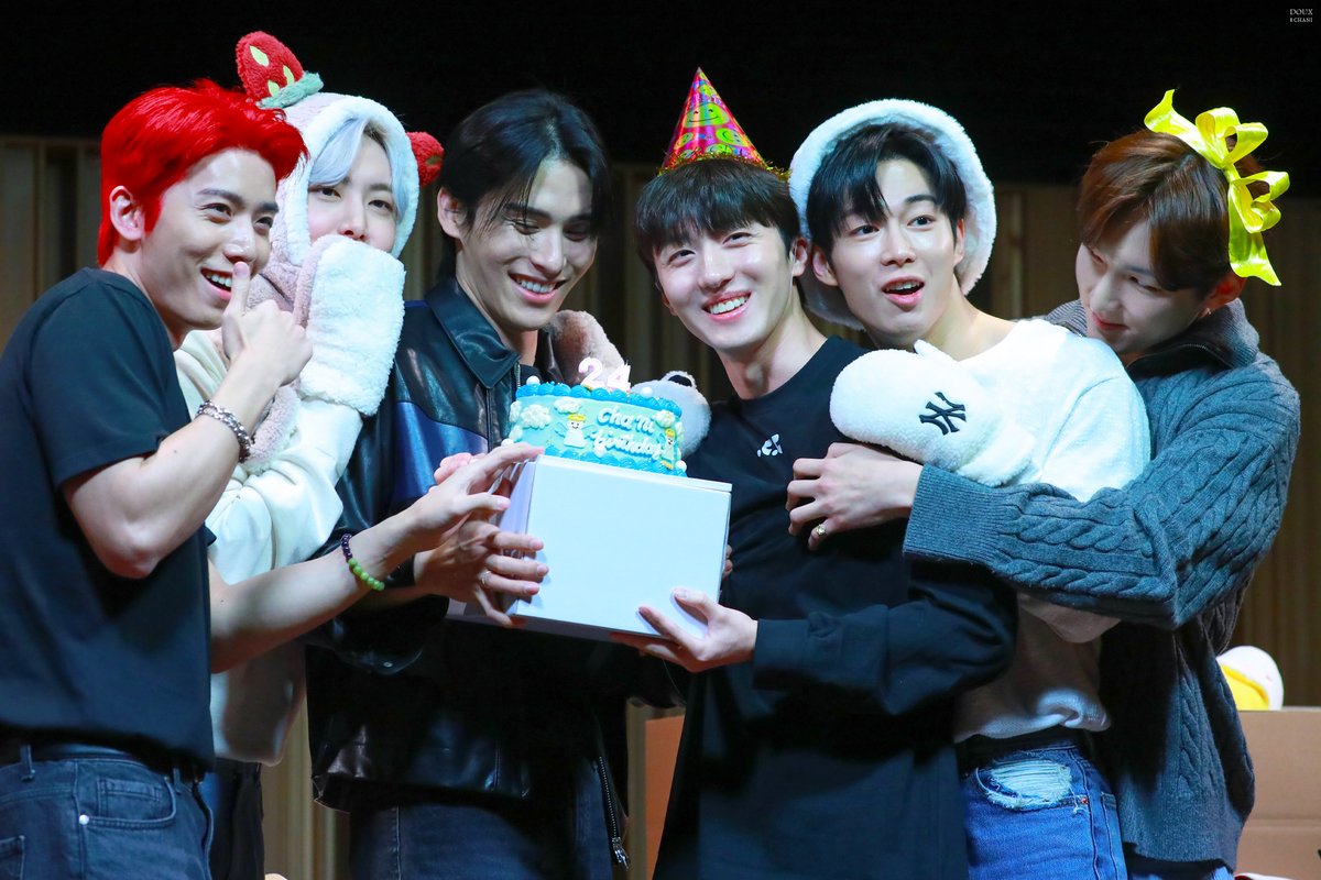 doux_cn's tweet photo. 사랑스러운 나의 스노우프린스❄️
#복싱토끼_우리막내_찬희생일 
#판타지의_아기천사_찬희생일 
#HAPPY_CHANIDAY
@SF9official https://t.co/3RE2UCHidg