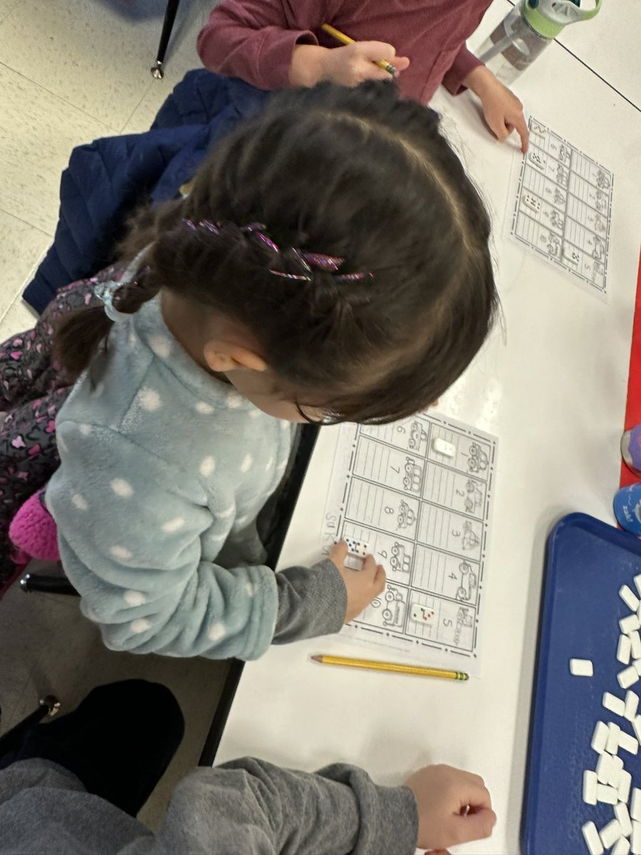 EschASketchK's tweet photo. Composing and Decomposing with the Domino Parking Lot! 🚗 🚙 Our @DollarTree dominoes and containers are perfect for little hands! #dolphinSTEM @Donald_ES #MATHinLISD https://t.co/TC3OgTo20u
