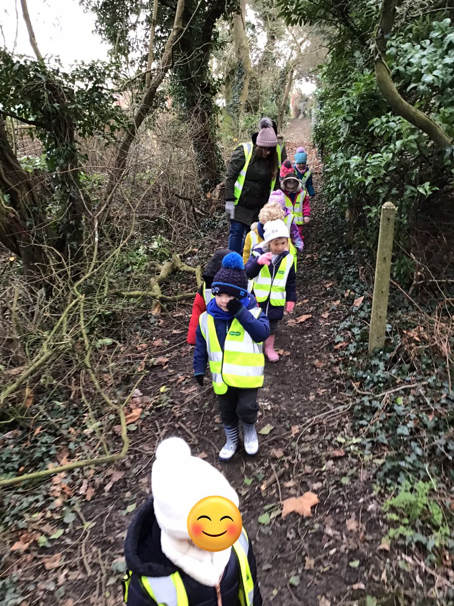 Nursery_GPS's tweet photo. Our little explorers enjoyed another walk this afternoon but we did have some tired legs on the way back. βΊοΈ
#Excellentexplorers #Unity https://t.co/Y1FQNVQTa5