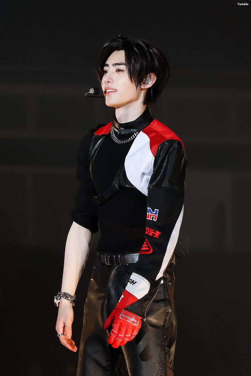enhypenfansite's tweet photo. [HQ] 240116 BEAT AX Vol.2

#ENHYPEN #엔하이픈 #JAKE #제이크
@ENHYPEN @ENHYPEN_members https://t.co/zZyl2y2Xta