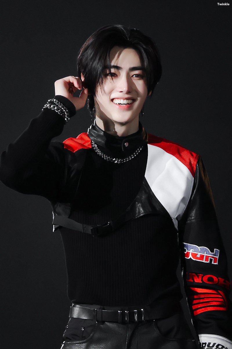 enhypenfansite's tweet photo. [HQ] 240116 BEAT AX Vol.2

#ENHYPEN #엔하이픈 #JAKE #제이크
@ENHYPEN @ENHYPEN_members https://t.co/zZyl2y2Xta