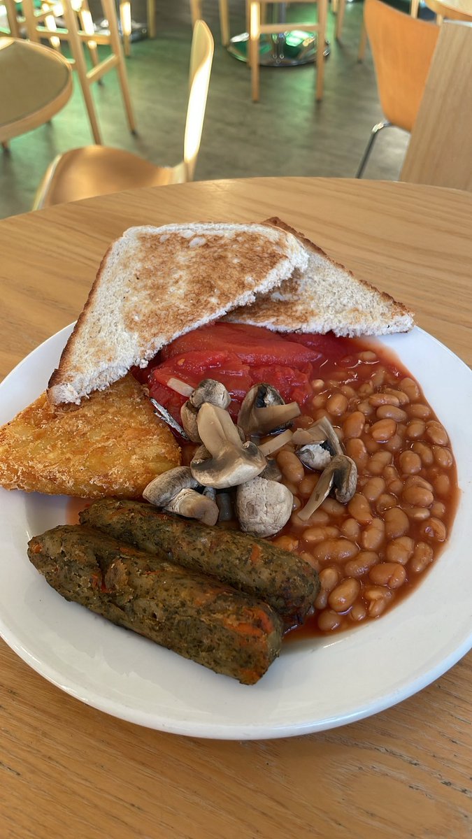 Celebrating Veganuary with a vegan breakfast available from the UHCW restaurant. 🌱 How yum does this look?! @nhsuhcw