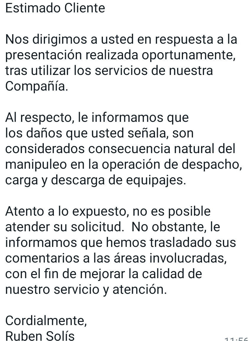 femigreys's tweet photo. Esta es la segunda vez que @Aerolineas_AR me rompe una valija y no se quieren hacer cargo. UNA VERGUENZA! Carisimo me sale viajar con ustedes si cada vez que me subo a sus aviones me tengo que comprar una valija nueva.
Tengo que volver a viajar y estoy sin valija!
@Aerolineas_AR https://t.co/bz3EYUu7vo