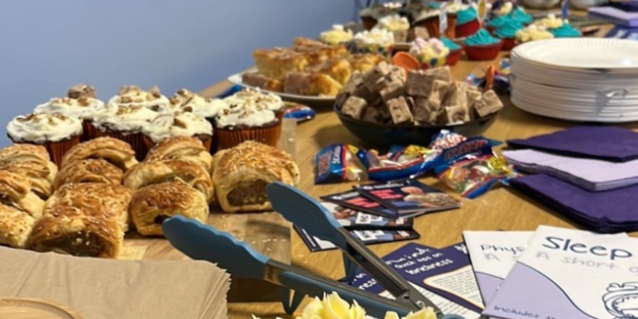 RAFBenson's tweet photo. #RAFBenson Blue Monday bake sale.
Blue Monday is known as the "most depressing day of the year".
The Health and Wellbeing Team at RAF Benson held a bake sale to raise spirits and funds for Mind, a Charity that supports Service Personnel and their Families. https://t.co/h93wQ6W0VT