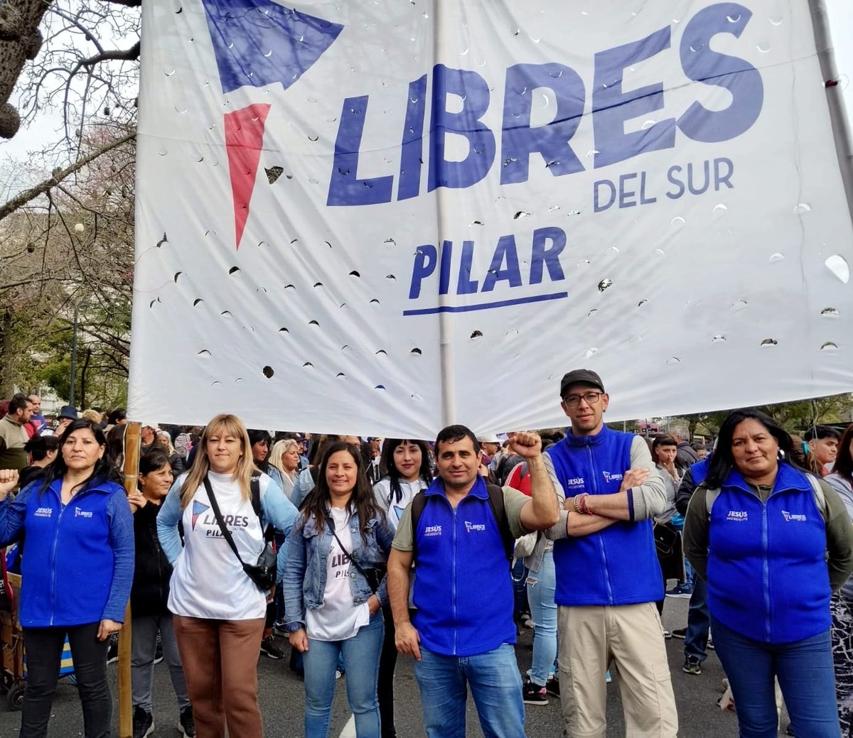 📲 Yanina Fernández de <a href="/LibresPilar/">Libres del Sur Pilar</a> en comunicación con el #TermómetroRadio:

"Tenemos programada esta jornada nacional de lucha contra la Ley Omnibus y el DNU"