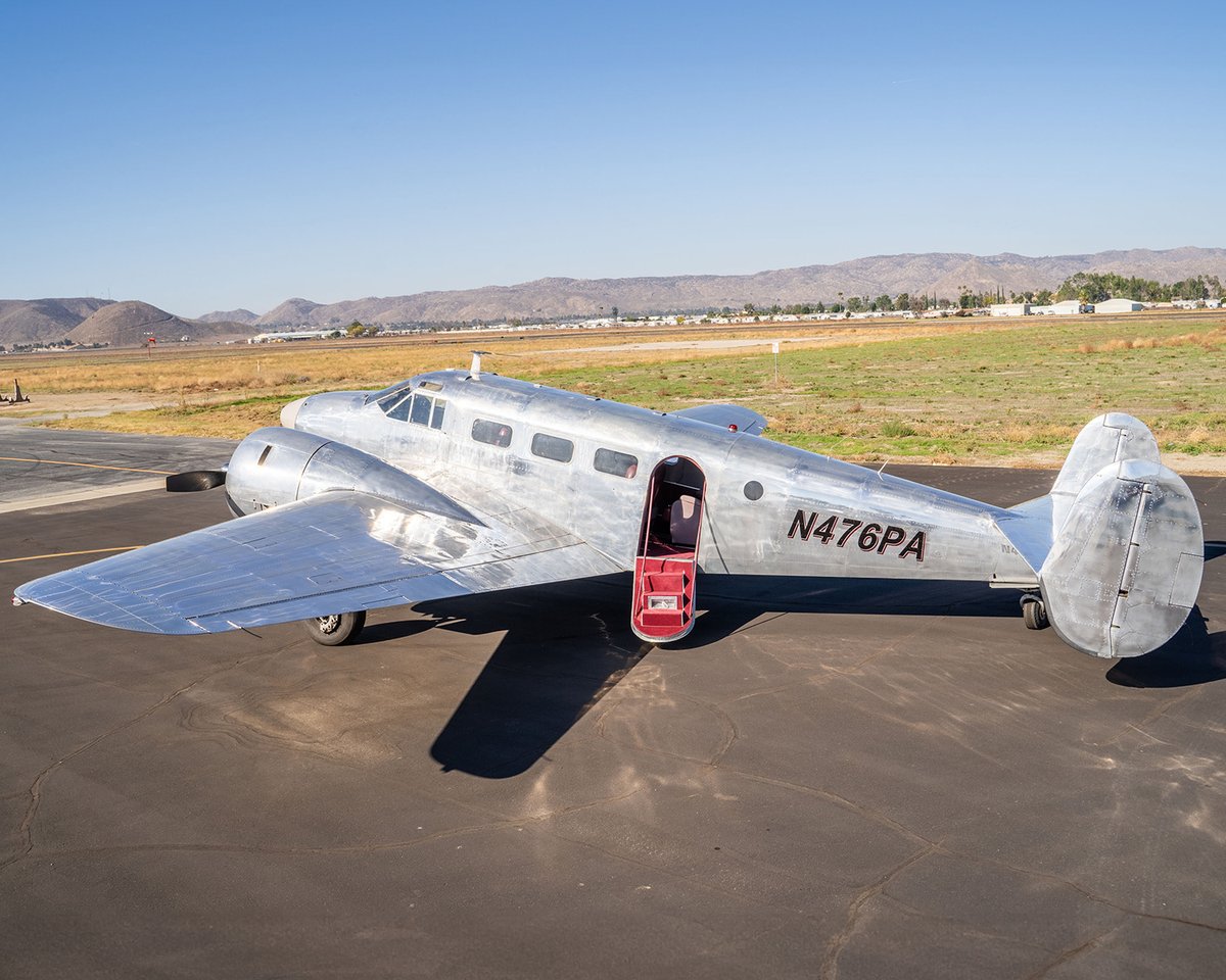 Barrett_Jackson's tweet photo. This 1952 #Beechcraft #Model18 movie #airplane is selling with No Reserve, January 20-28 at WestWorld of #Scottsdale.
Read More: https://t.co/dbFqQwPKKR https://t.co/rrwIDA4SE0