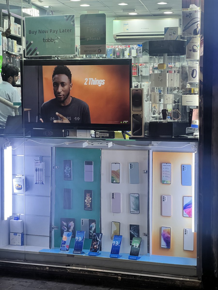 heyramroop's tweet photo. @MKBHD  in (bur Dubai) Dubai 🇦🇪. 
But on mute 🔇 https://t.co/y1d0IIMgsG