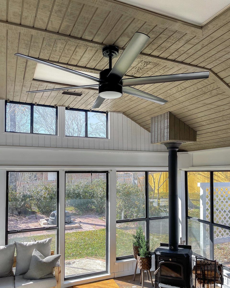 HunterFanCo's tweet photo. If it's cold where you are, we know you're dreaming of those nice spring days. Upgrade your outdoor space with the Solaria for more comfortable relaxation. https://t.co/Lv9kubXMNN
(IG photos @doxey_days 💚)
#sunroomdecor #ceilingfans #outdoorliving #homeinspo #hunterfan https://t.co/TmrjcrHipg
