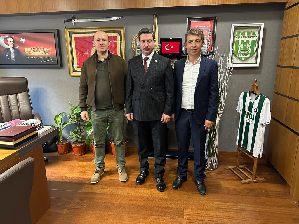 Gazi meclisimizde dernek yöneticimiz <a href="/Yaartos41121435/">YAŞAR</a> ve federasyon yöneticimiz <a href="/hastek42/">EÇT hasan geyik</a>  
ağırlayan Giresun <a href="/MHP_Bilgi/">MHP</a> sayın <a href="/KonalGazi/">Ertuğrul Gazi Konal</a>  vekilimize bizlere verdikleri destekler için teşekkür ederiz.
Arda Tonbul Evladımızdır
#StajyerÇırakÖfkeli