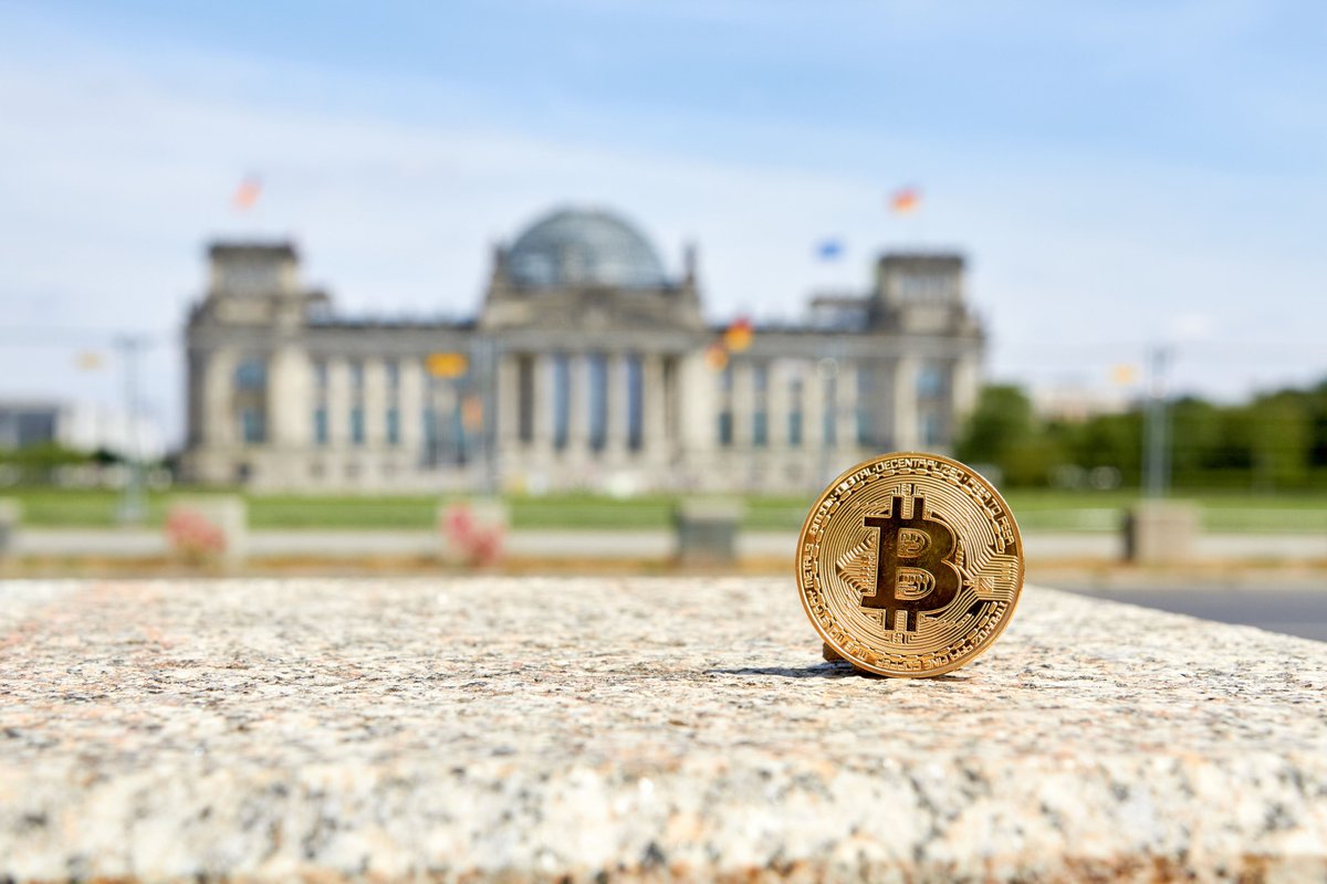 Bitcoin im Bundestag (@btcimbundestag) on Twitter photo Wir haben da mal was vorbereitet 😉
Die Bitcoin im Bundestag - Informationsveranstaltungen für Bundestagsabgeordnete kommen! 😃
Den Auftakt der Veranstaltungsreihe machen <a href="/RomanReher/">Roman Reher</a> (<a href="/blocktrainer/">Blocktrainer</a>) und <a href="/Terahash_Calee/">Kristian Kläger ⚡️</a> (<a href="/terahash_space/">terahash.space</a>).
bitcoin-im-bundestag.de/event/auftaktv… Wir haben da mal was vorbereitet 😉
Die Bitcoin im Bundestag - Informationsveranstaltungen für Bundestagsabgeordnete kommen! 😃
Den Auftakt der Veranstaltungsreihe machen <a href="/RomanReher/">Roman Reher</a> (<a href="/blocktrainer/">Blocktrainer</a>) und <a href="/Terahash_Calee/">Kristian Kläger ⚡️</a> (<a href="/terahash_space/">terahash.space</a>).
bitcoin-im-bundestag.de/event/auftaktv…