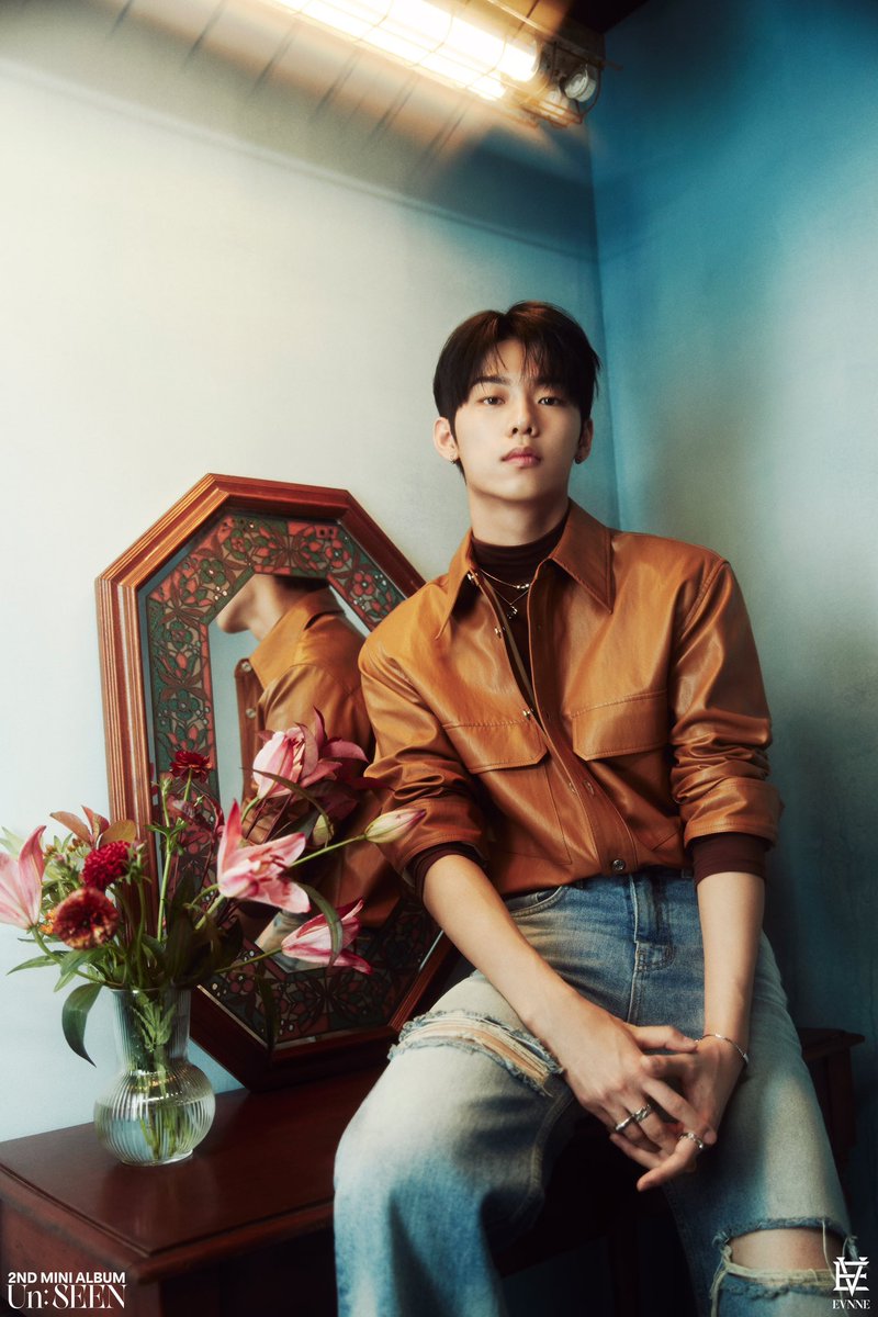 jeonqhyeons's tweet photo. all of jeonghyeon’s concept photos for the era he really is the coolest https://t.co/sFZyzgwjK6
