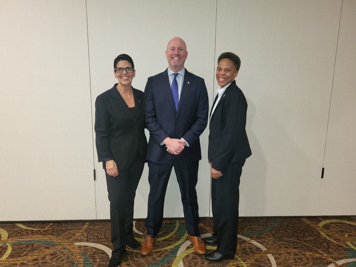 ilfbinaa1951's tweet photo. On January 11, 2024, The IL Chapter of the FBI NAA swore in the newest board members to the State Board, Northern Board and the Railsplitter Board. The IL Chapter would like to thank outgoing President Brian Goss for his leadership as the IL State Board President
@FBINAAQuantico https://t.co/2QkY5jWDE4