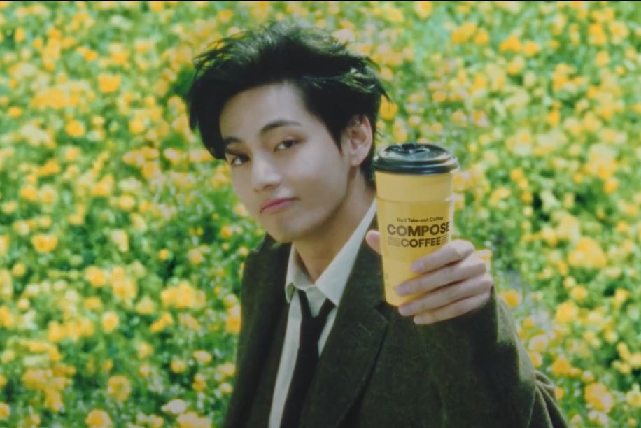 Frasse_oO_'s tweet photo. I hope all the 🪙 lands in his piggy bank. Someone spotted the directors flirt with The French Dispatch &amp; Big Fish in the commercials. The plots &amp; themes in both movies reminds me of BH fairytail &amp; documentary.😜 
#composerV #ComposeCoffeexTaehyung https://t.co/N7lSI26Mzp