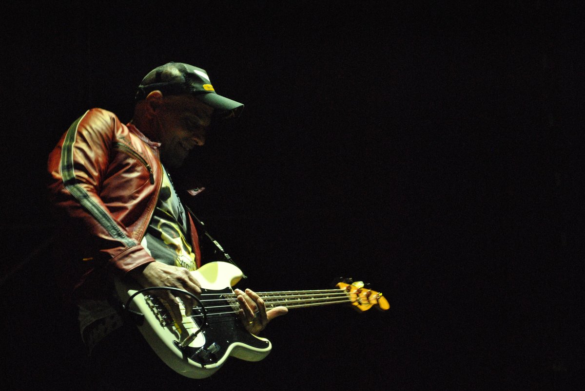 ZetaBosiobyZeta's tweet image. Presentación en el club GEBA durante la gira de Paul Oakenfold, “We Are Planet Perfecto Tour”. 🎧
3 de diciembre de 2011
Buenos Aires, Argentina.

📷Agustín Mezzina.
#pauloakenfold #geba #djset