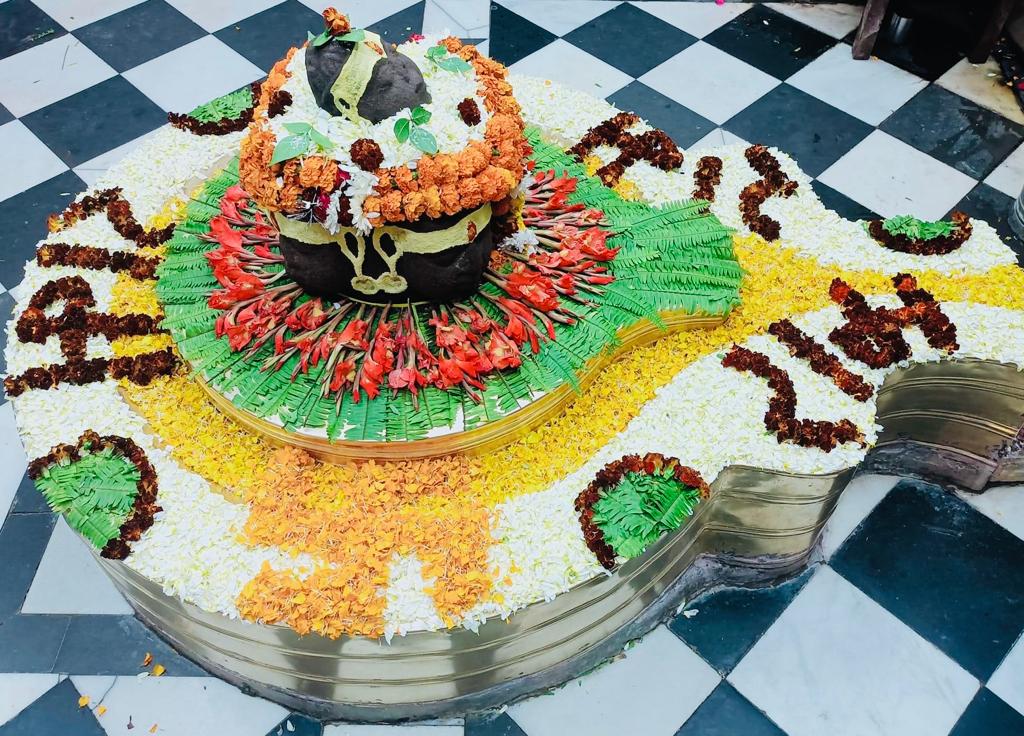 जय जय भोलेनाथ 🙏🙏🚩🚩
जय जय श्री सीताराम 🙏🙏🚩