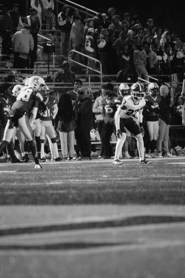 Sophmore szn..
3 interceptions, 1 pick 6
31 tot tackles 
7 PBUs 
1 block punt 
1 fumble recovery
1st team all region 
All state Honorable mention.

🚨hudl.com/v/2Lnd7C

A lot to build on, Far from done!
 #BeADawg <a href="/_Coach_O/">⭕Coach Owens❌</a>  <a href="/niketaq/">Coach “Blizzy” Niketa Battle</a> <a href="/DutchtownFB1/">Dutchtown Bulldogs FB🐶</a> <a href="/I_Am_OD3/">Oliver Davis II</a>