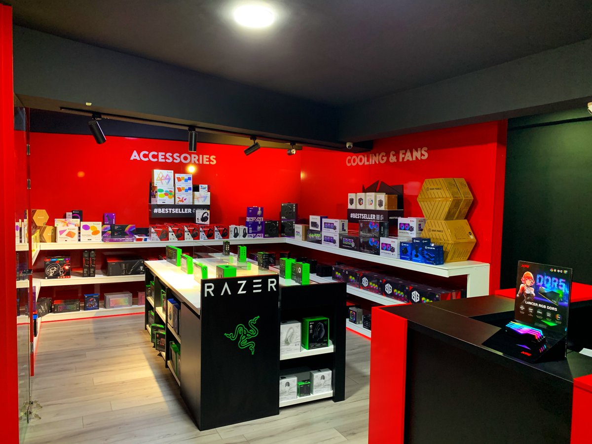 SetupGamema's tweet photo. 🚀 SETUP GAME arrive à Tanger!
Nous sommes ravis d'annoncer l'ouverture de notre nouveau magasin SETUP GAME à Tanger, offrant aux passionnés de gaming et aux professionnels de l'informatique une expérience inégalée.
#SETUPGAME #Tanger #Ouverture #Gaming #MatérielInformatique https://t.co/ShUUzqPK7N