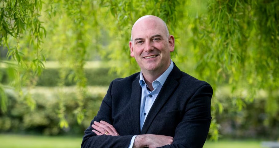 CEO of <a href="/insight_centre/">Insight Research Ireland Centre</a> at <a href="/DCU/">Dublin City University</a>, Prof Noel O'Connor, spoke with the <a href="/IrishTimes/">The Irish Times</a> about his time as an electronic engineering student at DCU. From the diverse set of topics taught to networking, <a href="/oconnorn/">Prof. Noel O'Connor (he/him)</a> discusses the benefits it has had on his career.
Read👉irishtimes.com/ireland/educat…